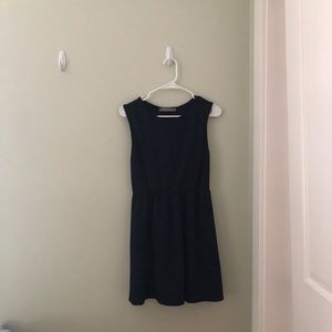 Navy dress w cut out in the back